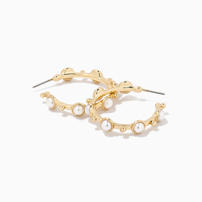 ["Chic Pearl Hoop Earrings ", " Gold ", " Product Detail Image ", " Uncommon James"]