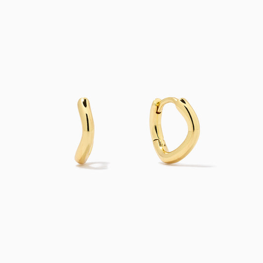 Curve Huggie Earrings | Gold | Product Image | Uncommon James
