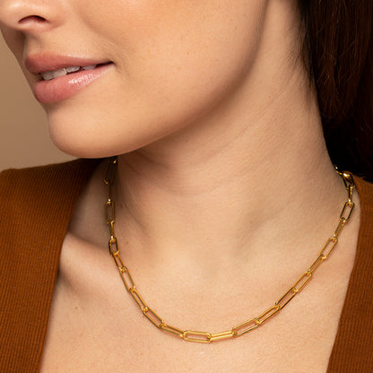Thin Linked Up Necklace | Gold Mid | Model Image | Uncommon James
