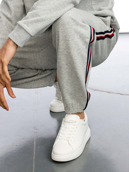 ["UJ x Bryce Harper Sweatpants"]