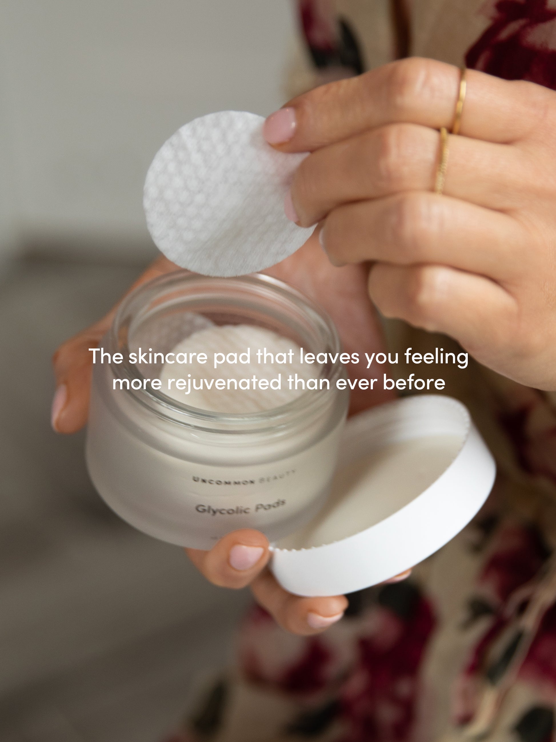 Glycolic Pads | 48 ml // 1.62 fl oz | KC Image 2 | Uncommon Beauty