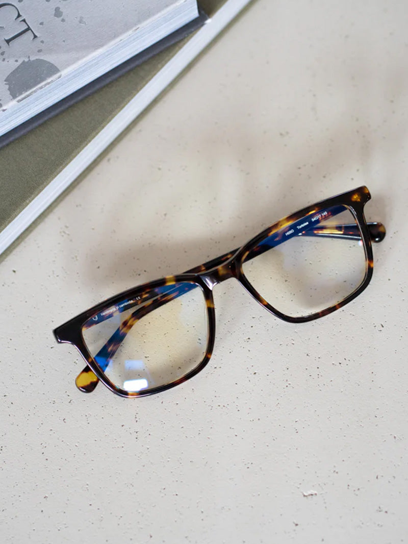 Blue Light Glasses | Tort | Lifestyle Image | Uncommon Lifestyle