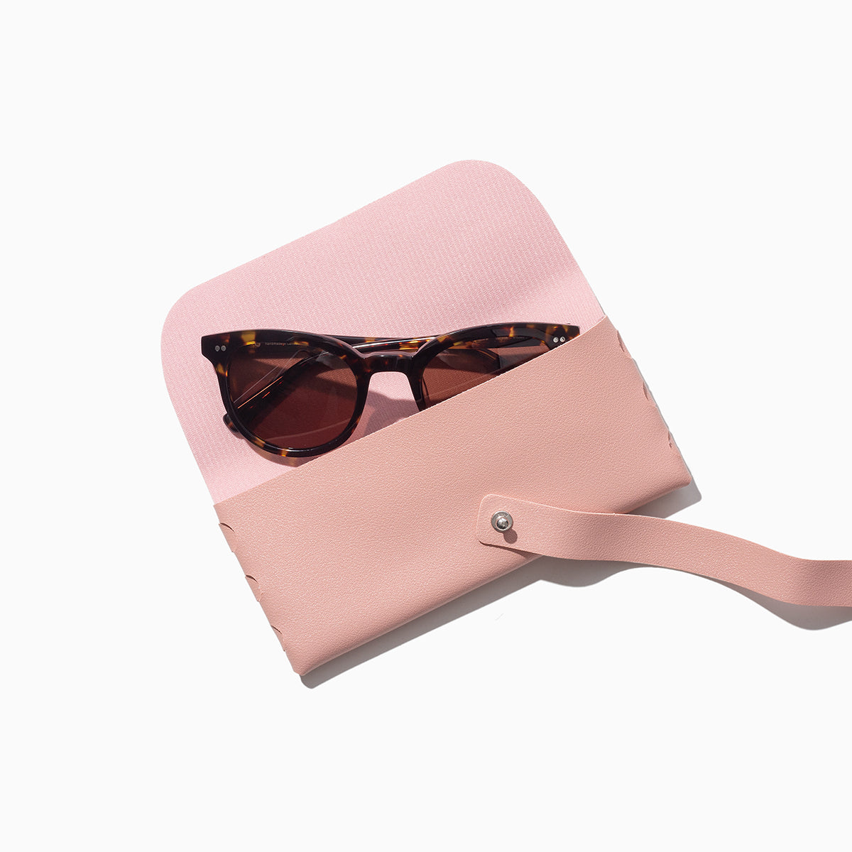 Glasses Case in Pink Eyewear Uncommon James