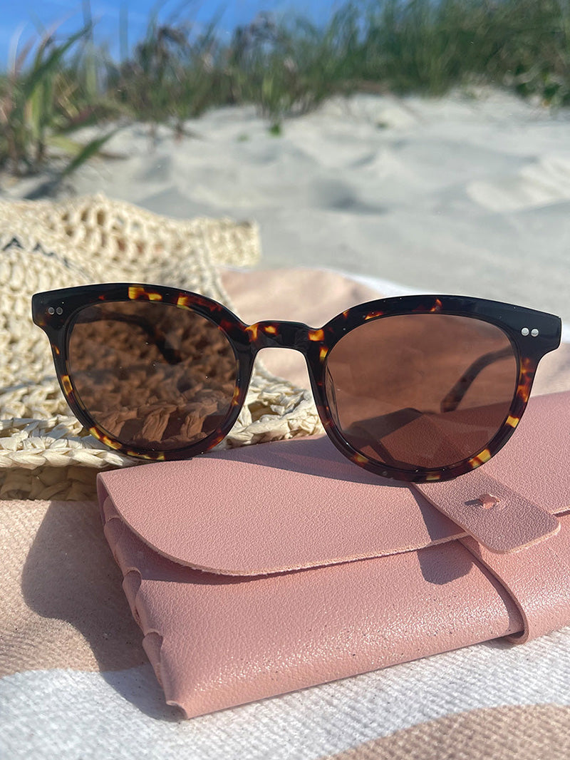 Classic Round Sunglasses | Tort | Lifestyle Image | Uncommon Lifestyle