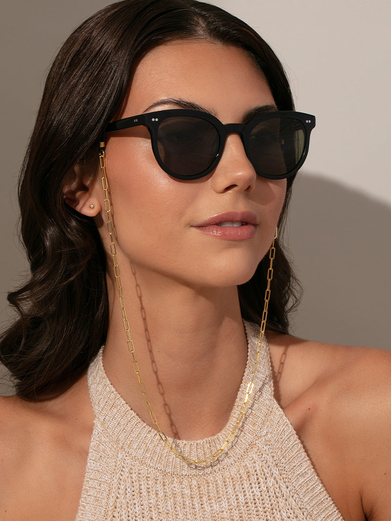 Sunglasses Chain | Gold | Model Image | Uncommon Lifestyle