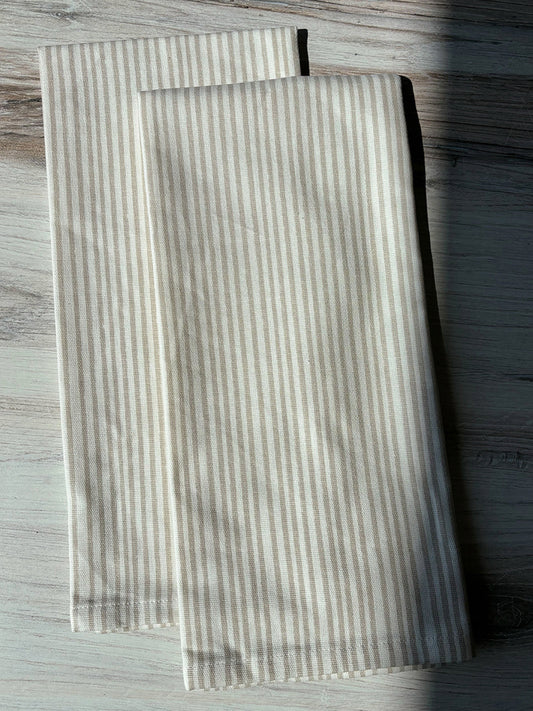 Tan Striped Dish Towel (Set of 2) | Lifestyle Image | Uncommon Lifestyle
