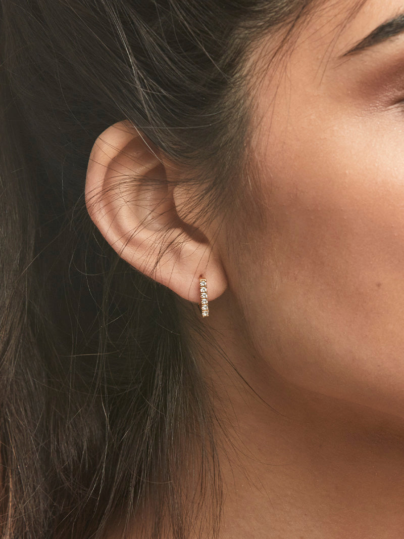 Ryman Huggies | Gold | Model Image | Uncommon James