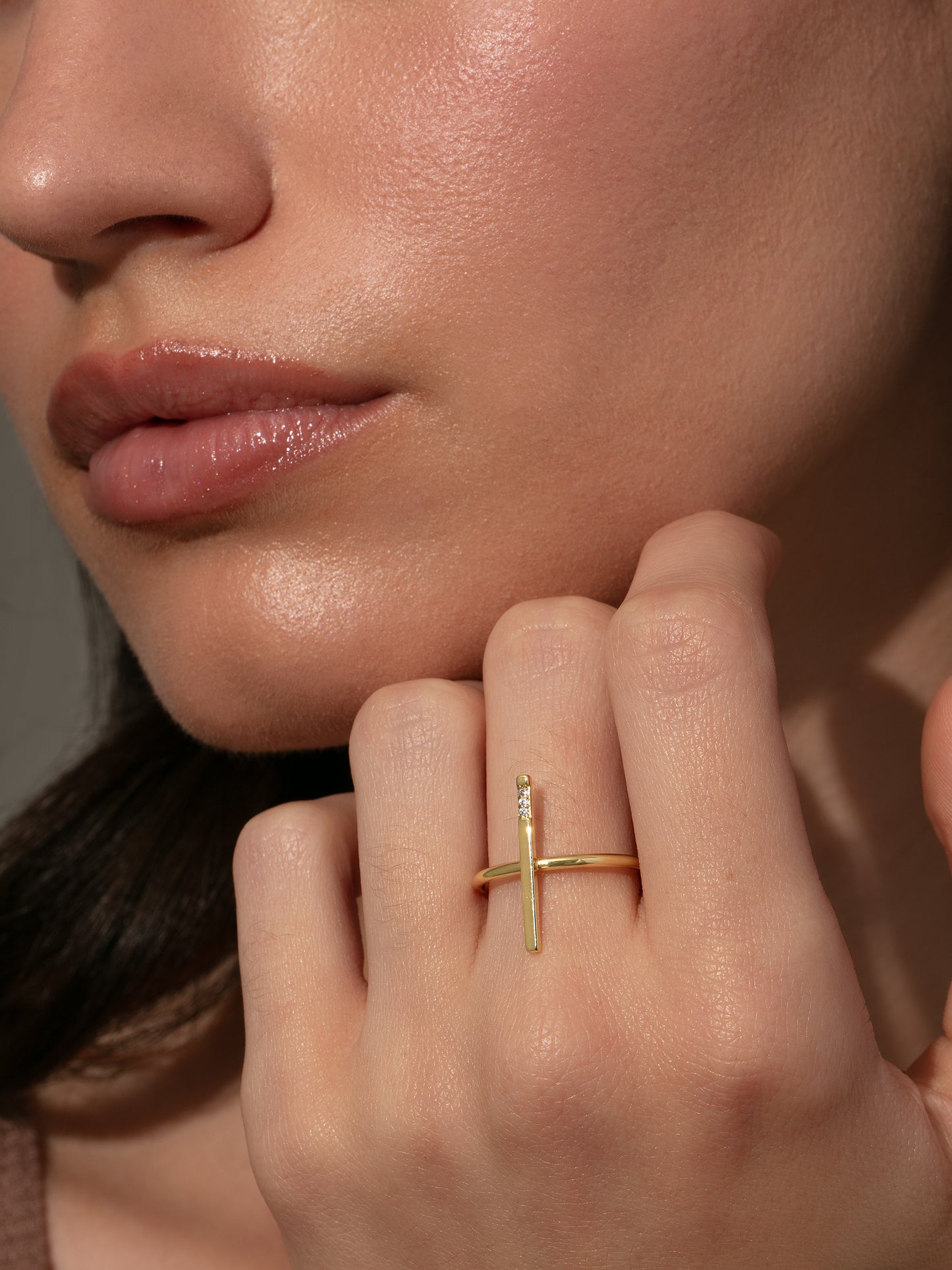 Bright Side Ring | Gold | Model Image | Uncommon James