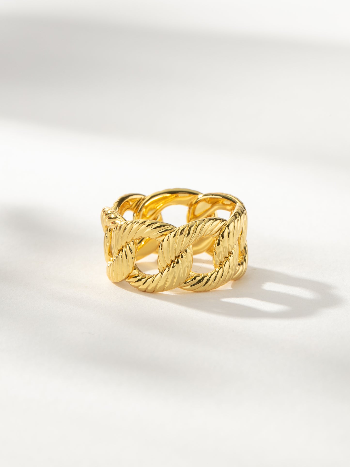 Chunky Chain Ring | Gold | Product Image | Uncommon James