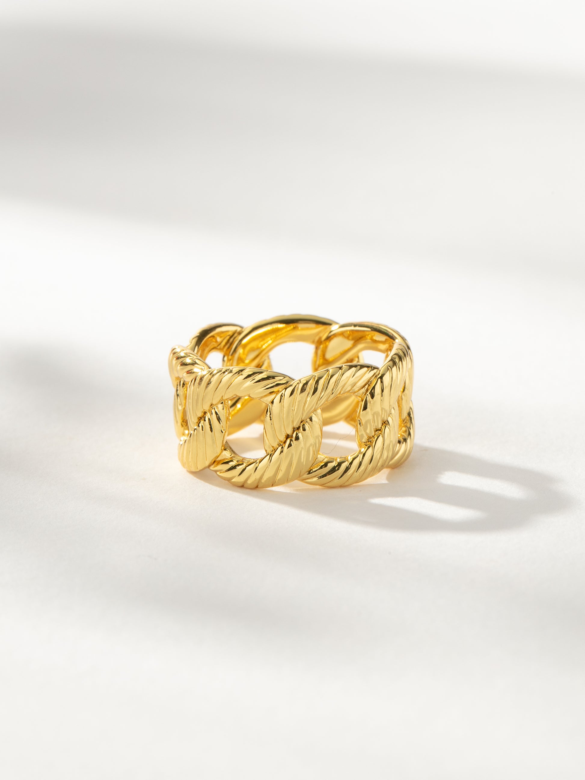 Chunky Chain Ring | Gold | Product Image | Uncommon James