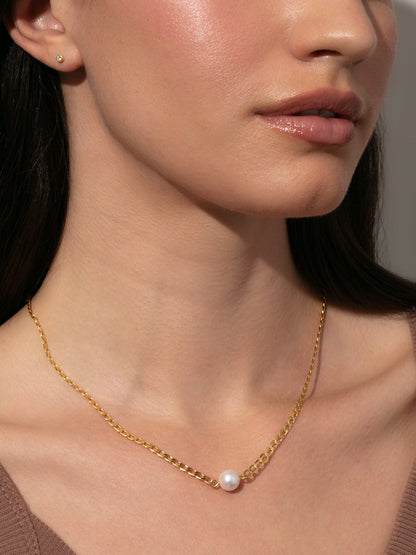 ["Statement Pearl Necklace ", " Gold ", " Model Image ", " Uncommon James"]