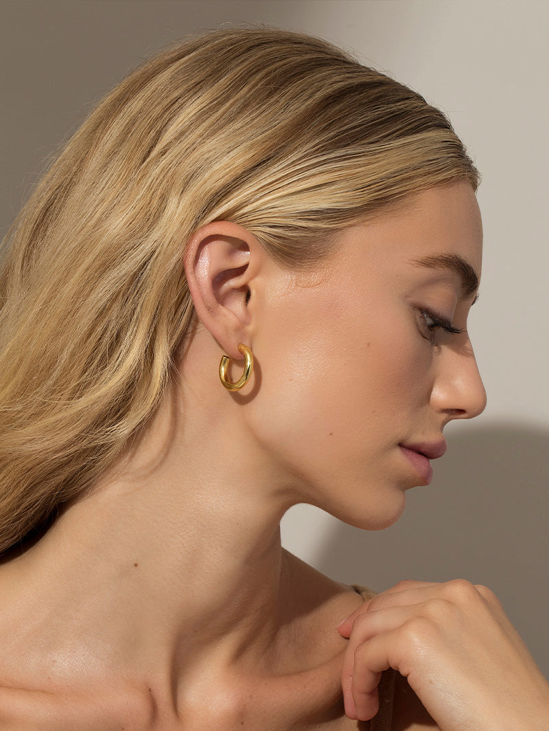 Classic Thick Gold Hoop Earrings | Gold Small | Model Image | Uncommon James