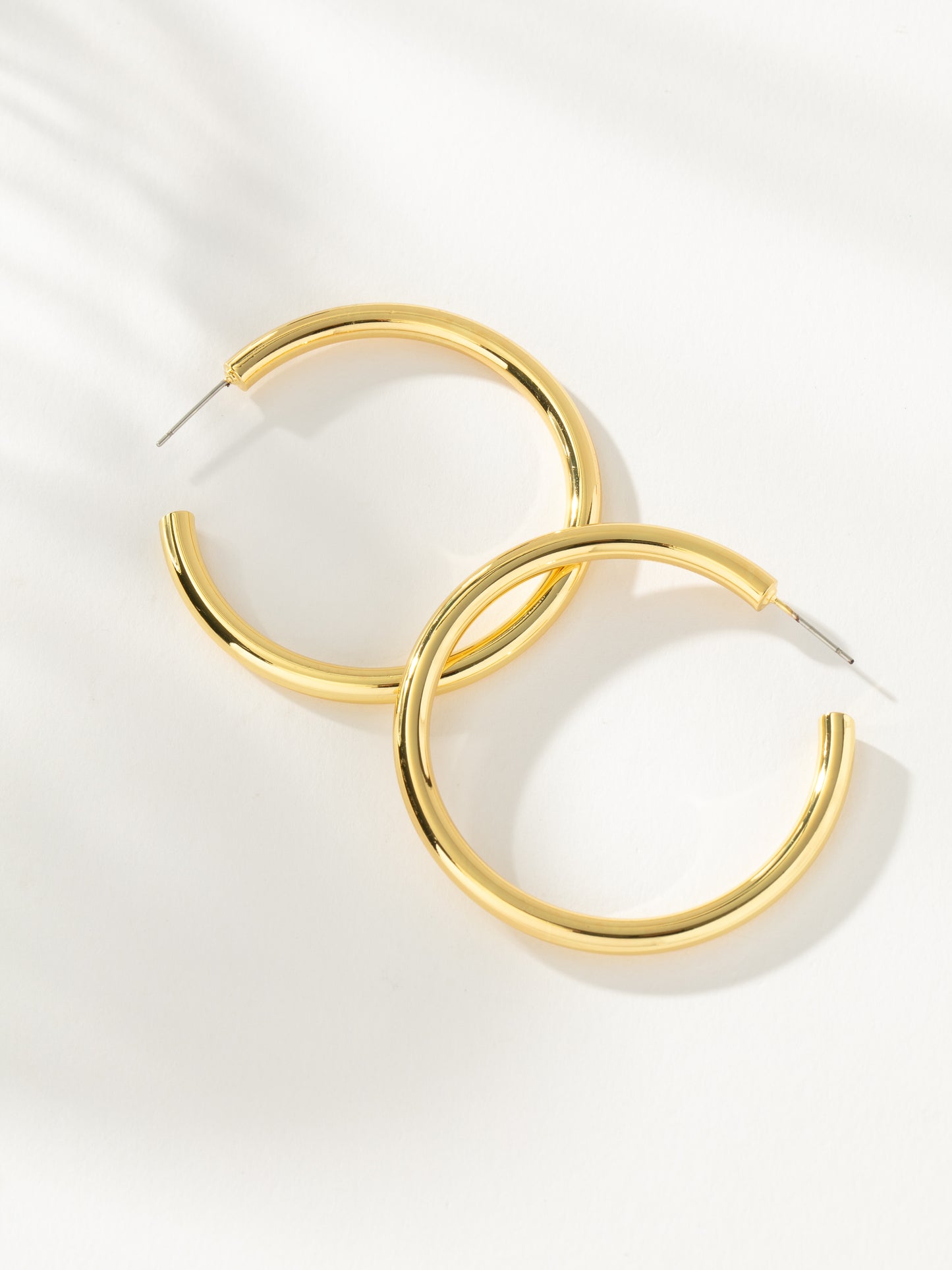 Classic Thick Gold Hoop Earrings | Gold Large | Product Image | Uncommon James