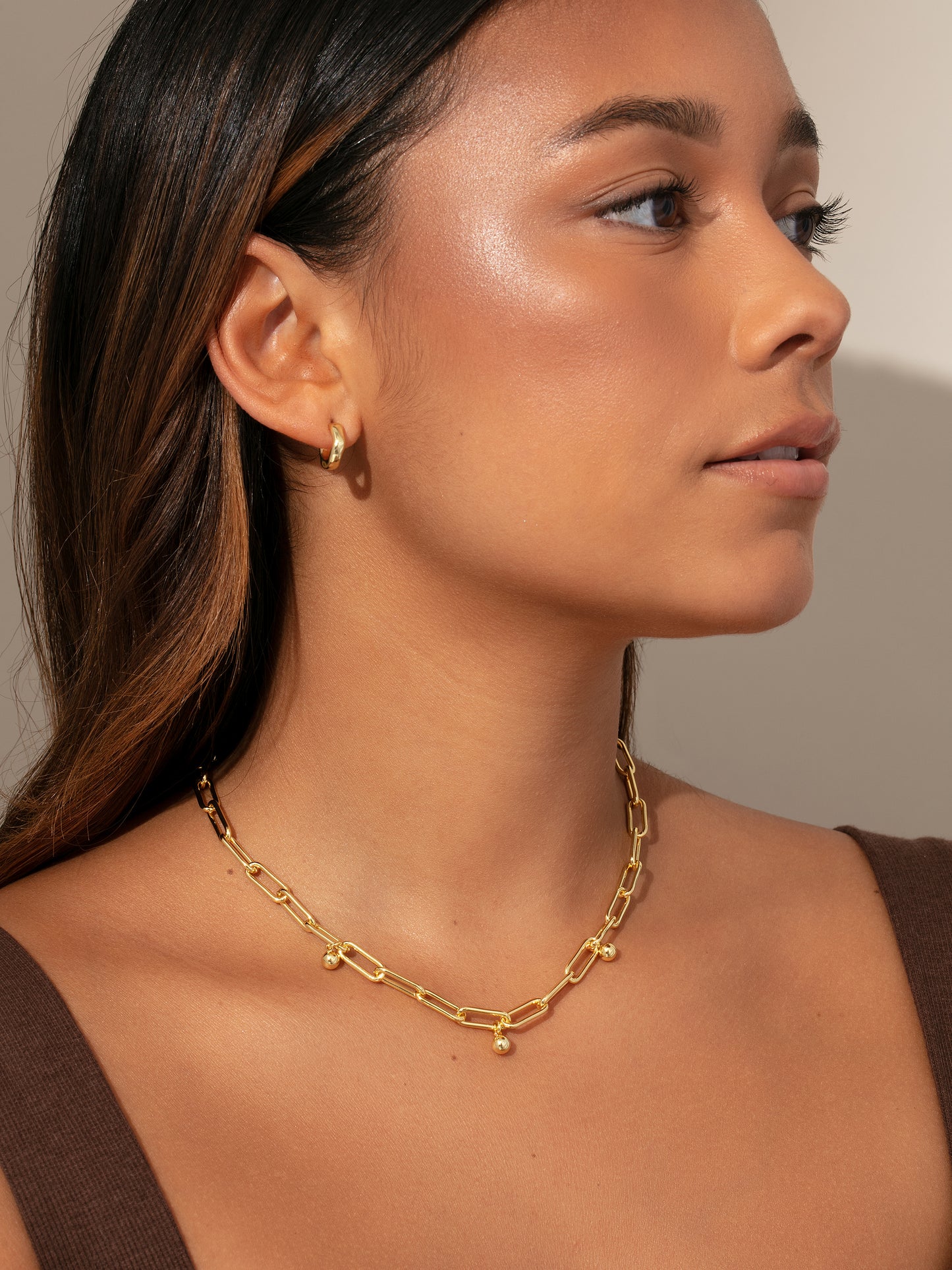 Step Up Chain Necklace | Gold | Model Image | Uncommon James