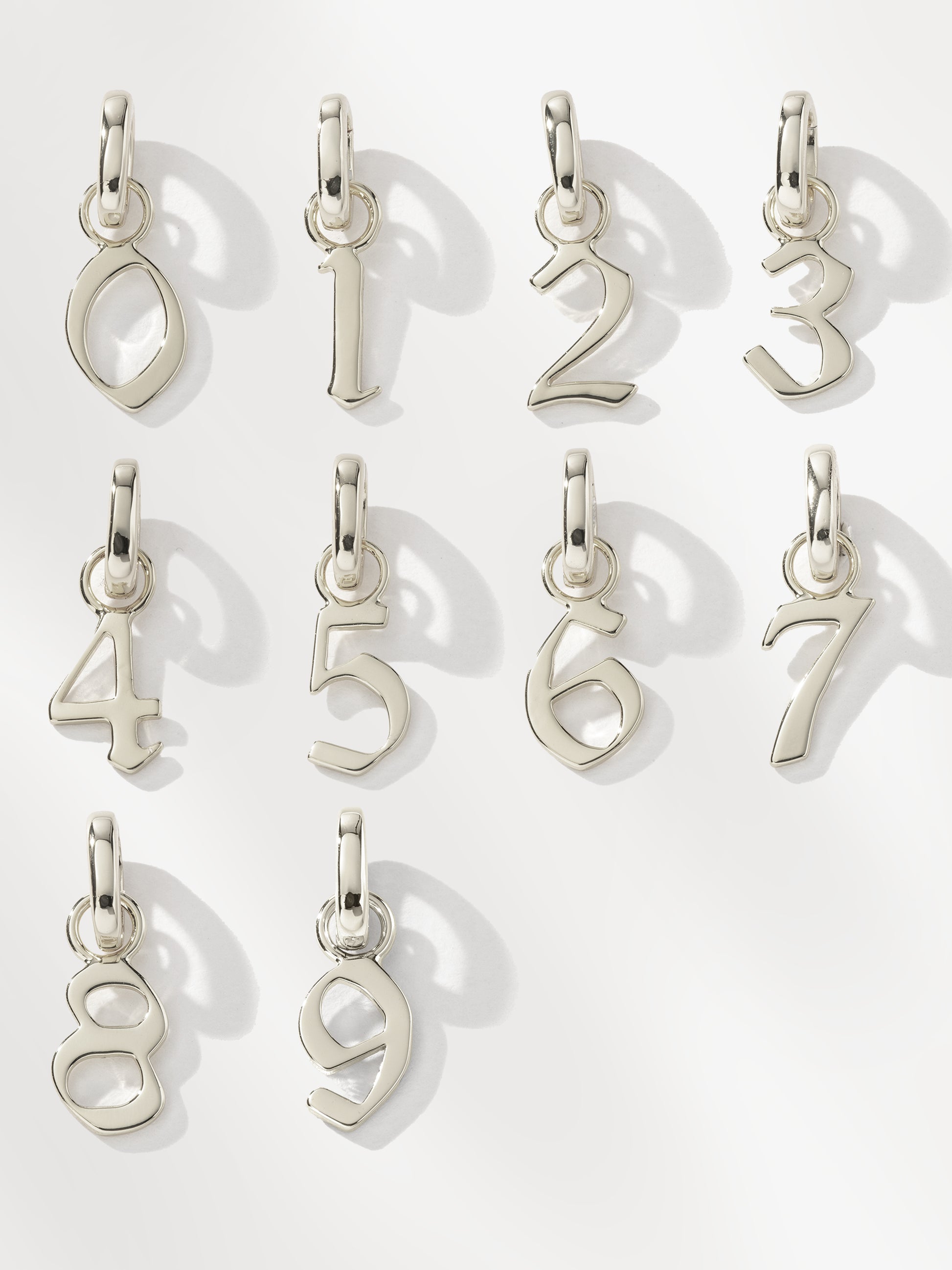 Number Charm | Silver | Group Image | Uncommon James