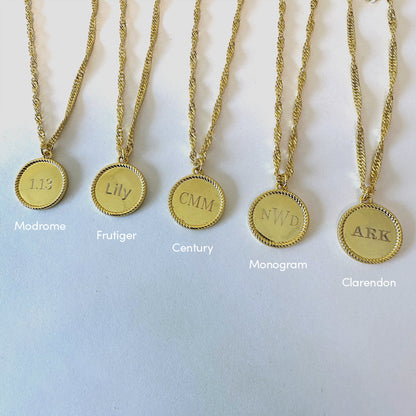["Circle Pendant Necklace"]