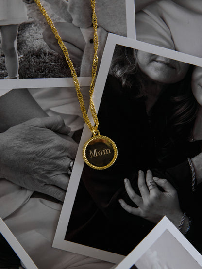 ["Mom Pendant Necklace"]