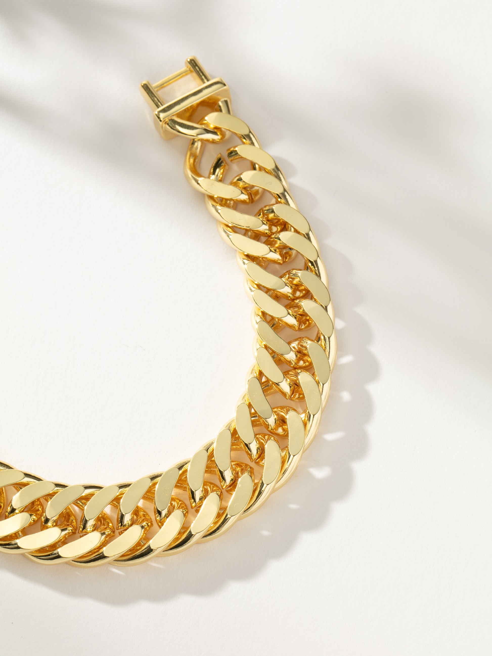 Bold Move Chain Bracelet | Gold | Product Detail Image | Uncommon James