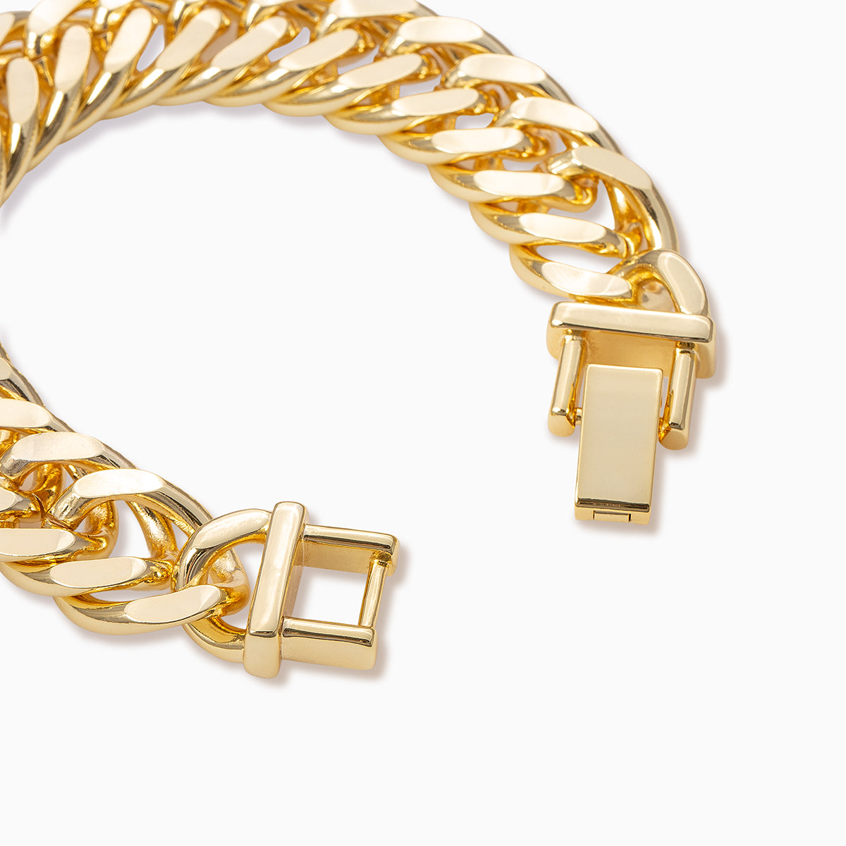 Bold Move Chunky Chain Statement Bracelet in Gold | Uncommon James