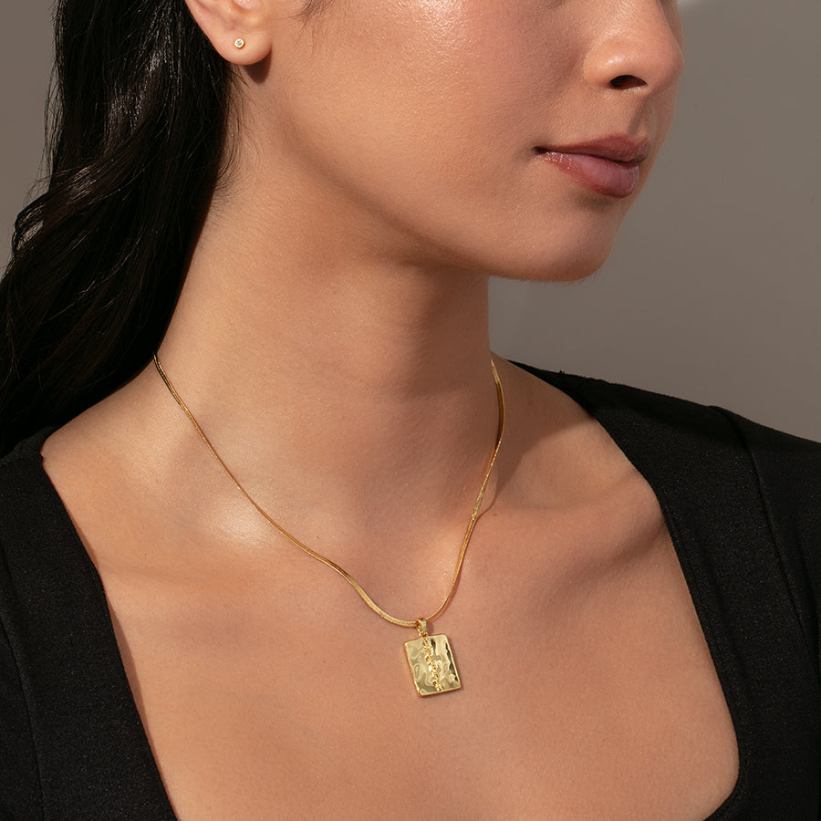 Dainty Gold Rose Flower Square Pendant Necklace For Women - Boutique Wear  RENN