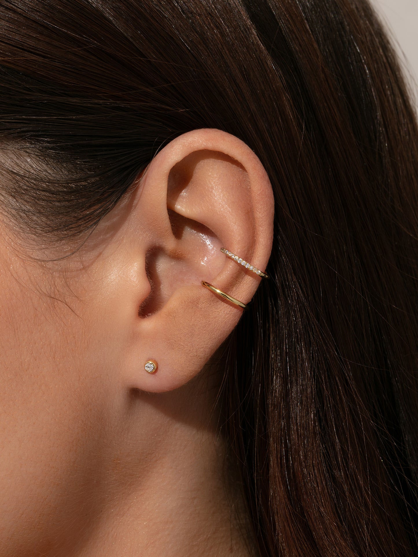 Simple Shine Ear Cuff | Gold | Model Image | Uncommon James