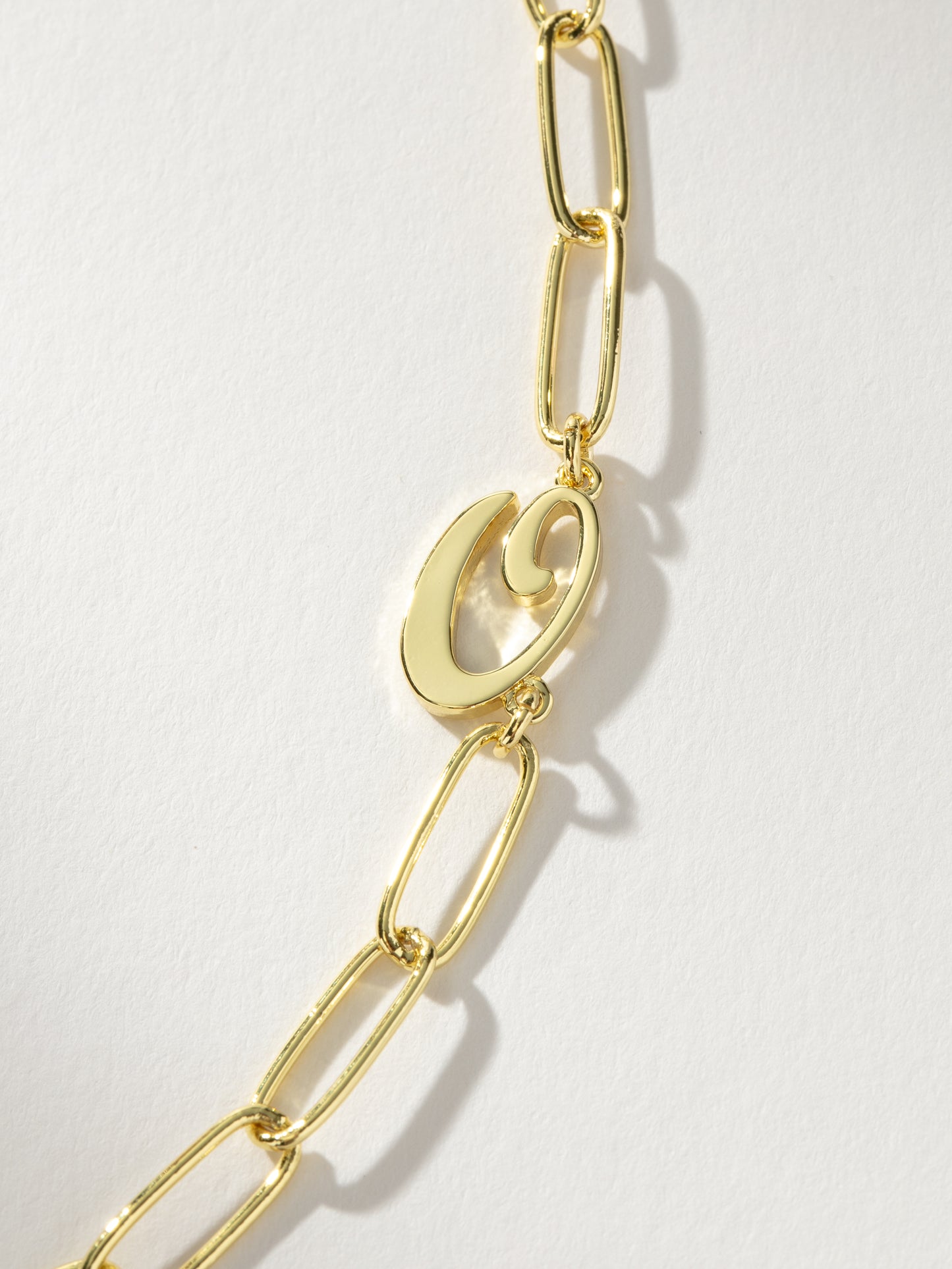 Cursive Initial Necklace | Gold O | Product Detail Image | Uncommon James