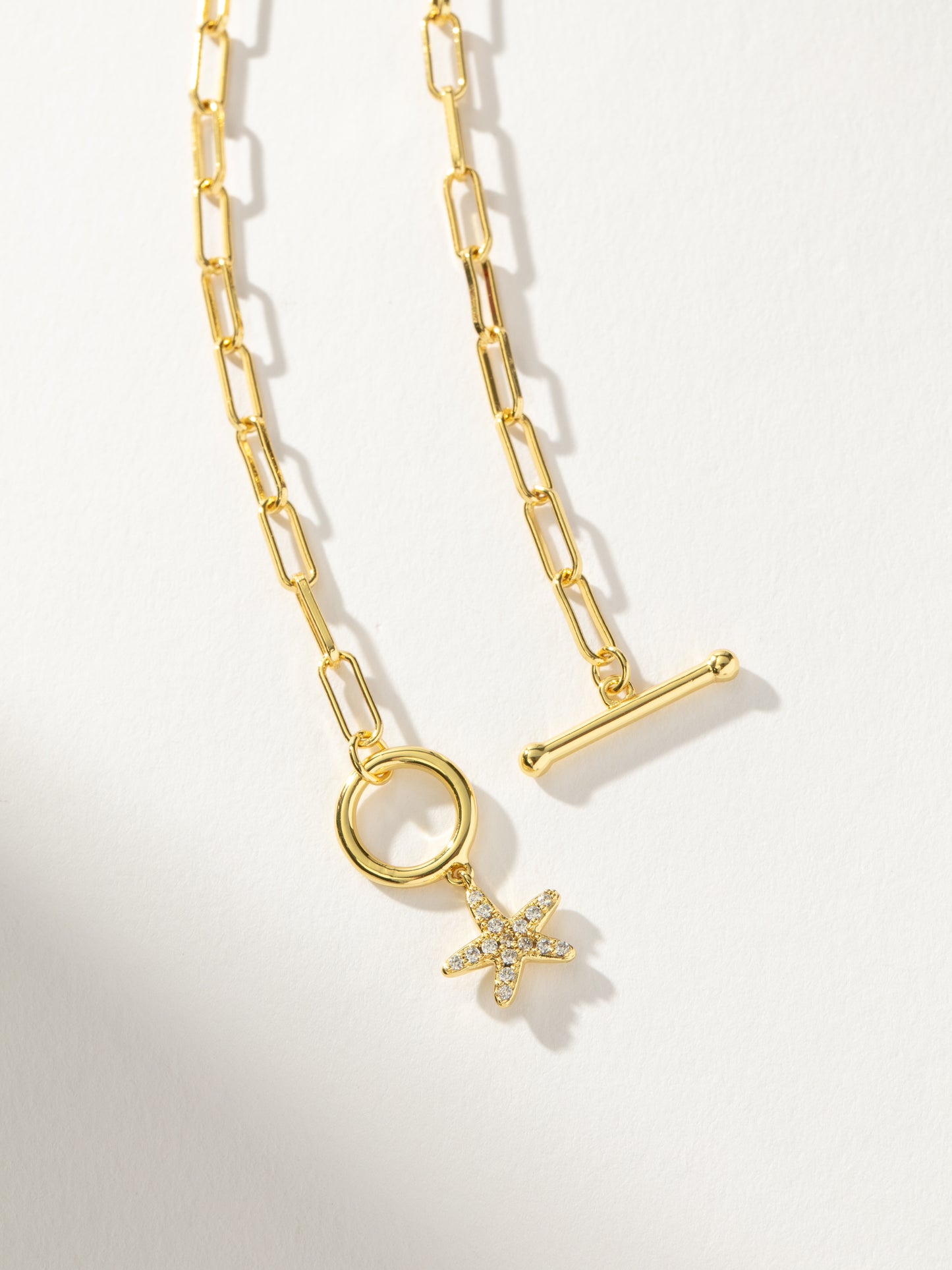 Starfish Pendant and Chain Necklace | Gold | Product Detail Image | Uncommon James