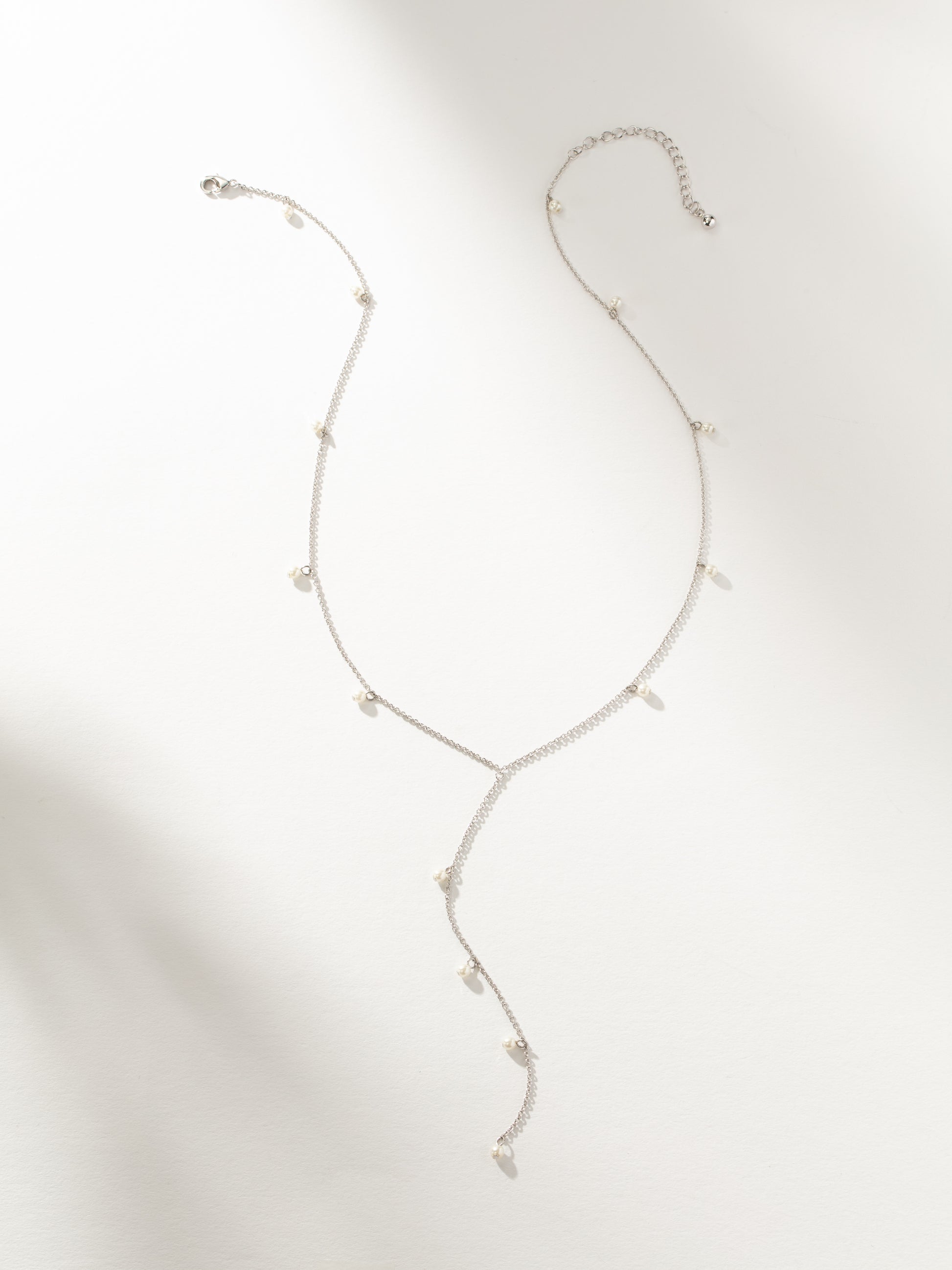 Pearl Lariat Necklace | Silver | Product Image | Uncommon James