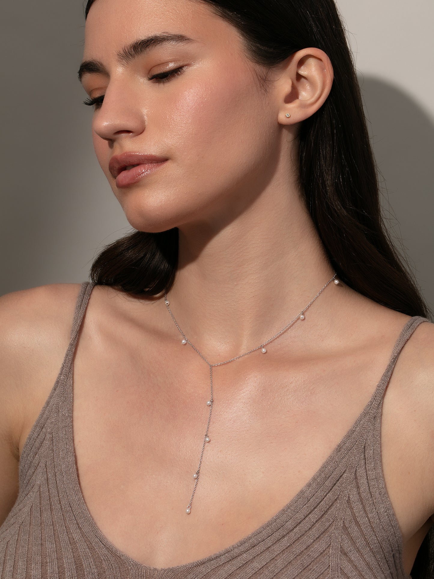 Pearl Lariat Necklace | Silver | Model Image | Uncommon James