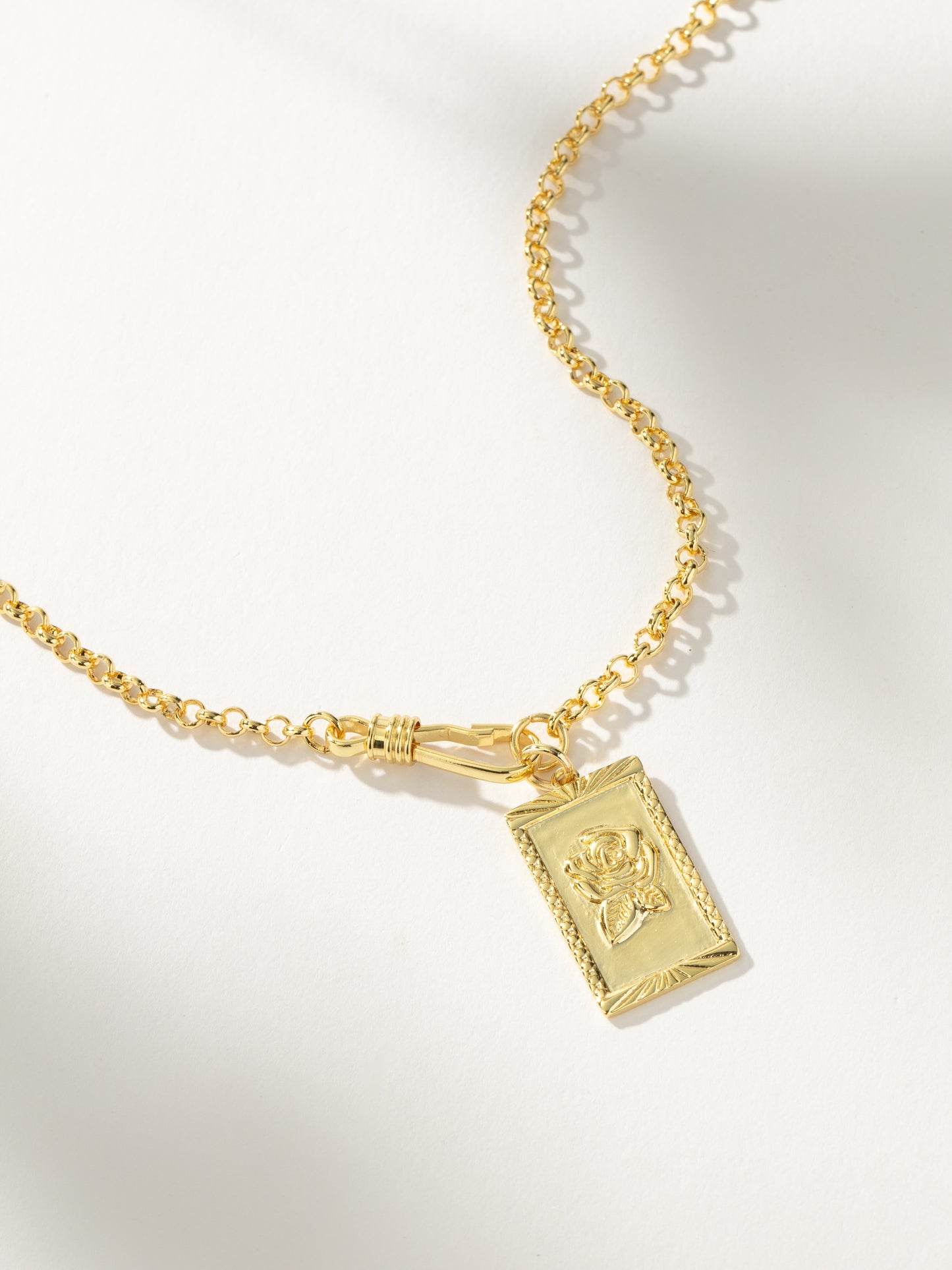 Rosy Pendant Necklace | Gold | Product Detail Image | Uncommon James