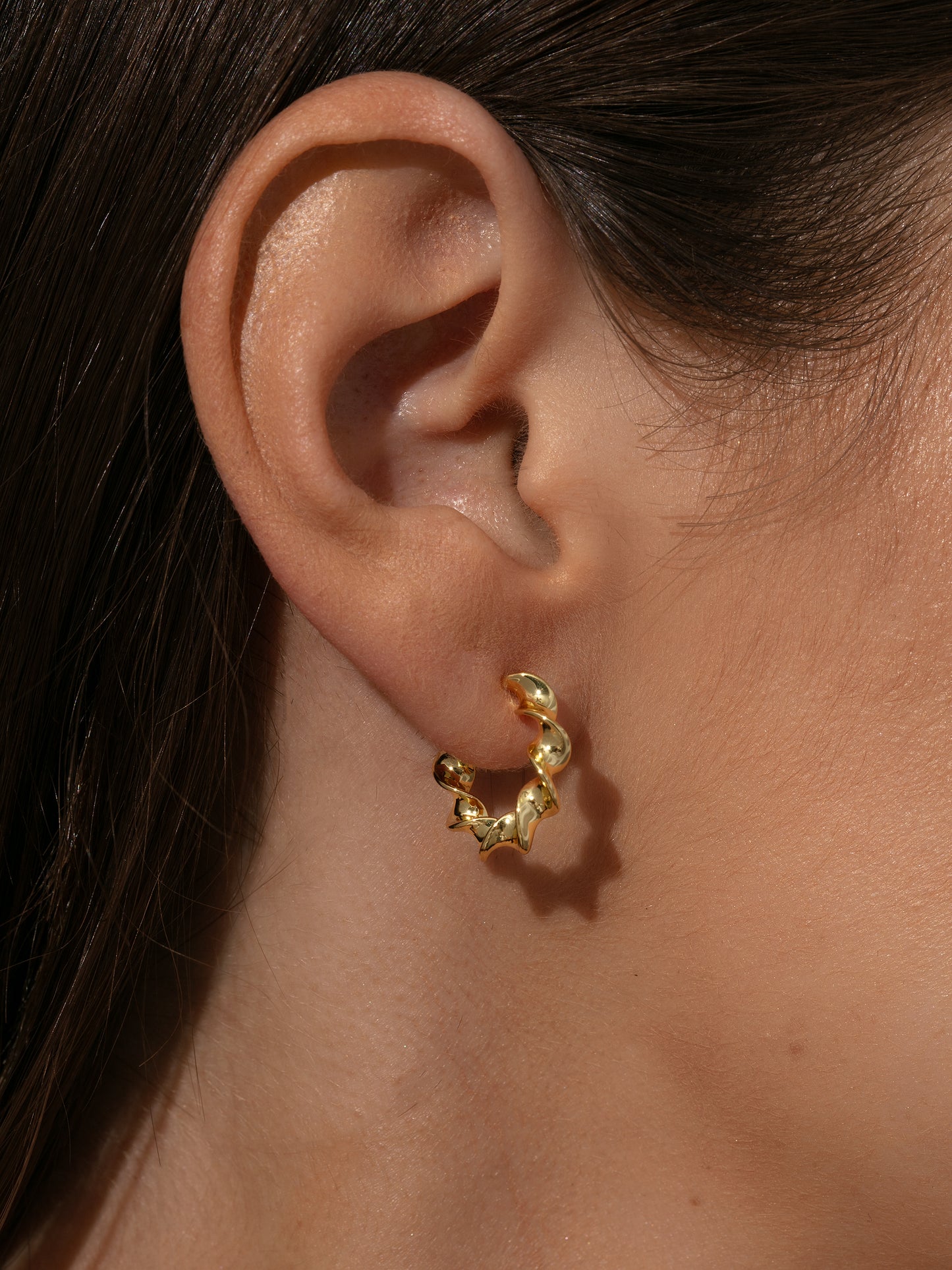 Twist Mini Hoop Earrings | Gold | Model Image | Uncommon James