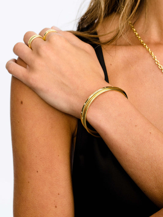 First Class Bracelet | Gold | Product Image | Uncommon James