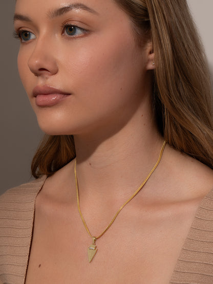 ["Limitless Layered Chain Necklace ", " Gold ", " Model Image ", " Uncommon James"]