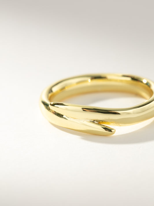 Moves Crossover Ring | Gold | Product Image | Uncommon James