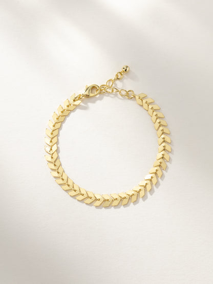 The Path Arrow Bracelet | Gold | Product Image | Uncommon James