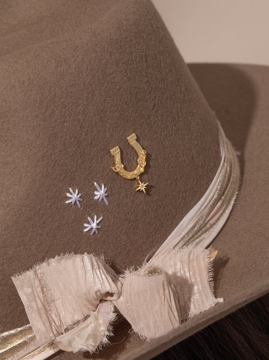 UJ x Rustler Horseshoe Push Pin | Gold | Product Image | Uncommon James