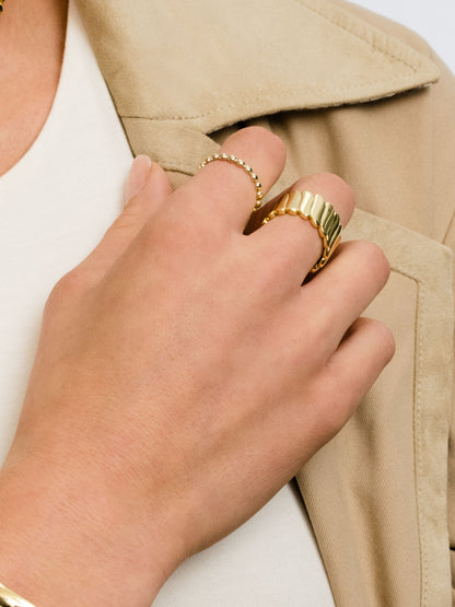 ["Sphere Ring ", " Gold ", " Campaign Image ", " Uncommon James"]