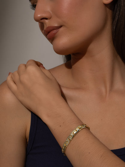 ["Eden Statement Chain Bracelet"]