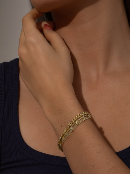 Suki Layered Chain Bracelet | Gold | Model Image | Uncommon James