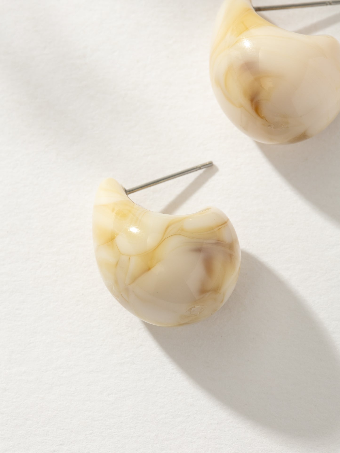 Beachy Teardrop Stud Earrings