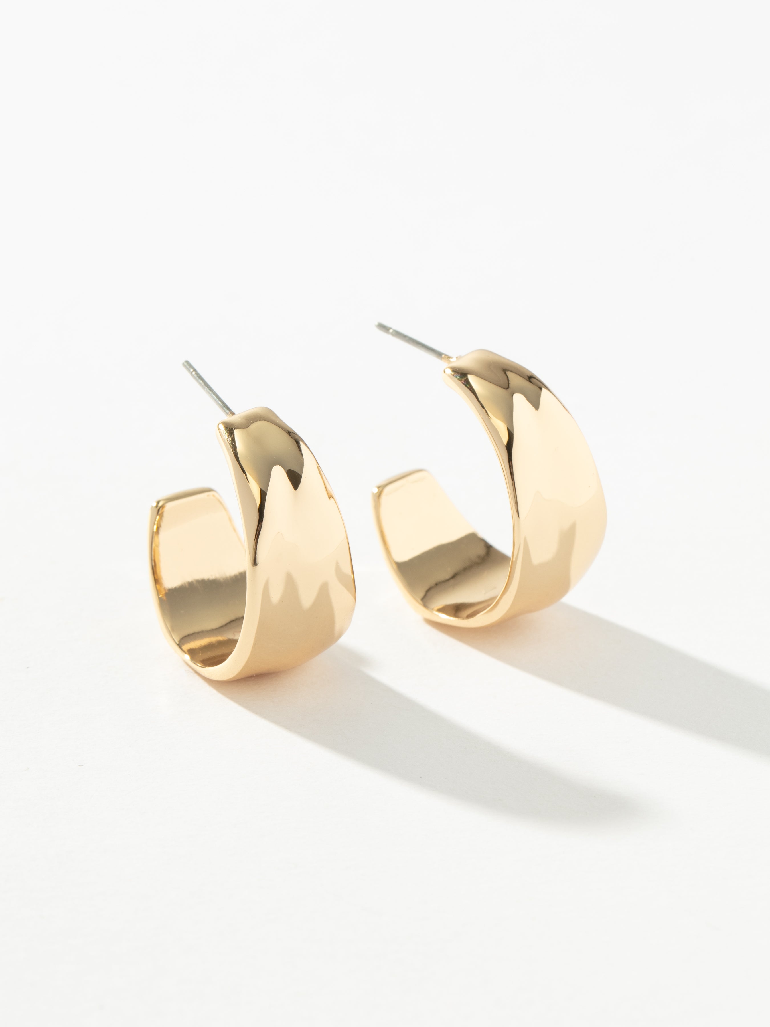 Pisa Hoop Earrings in Gold | Gold Hoop Earrings | Uncommon James