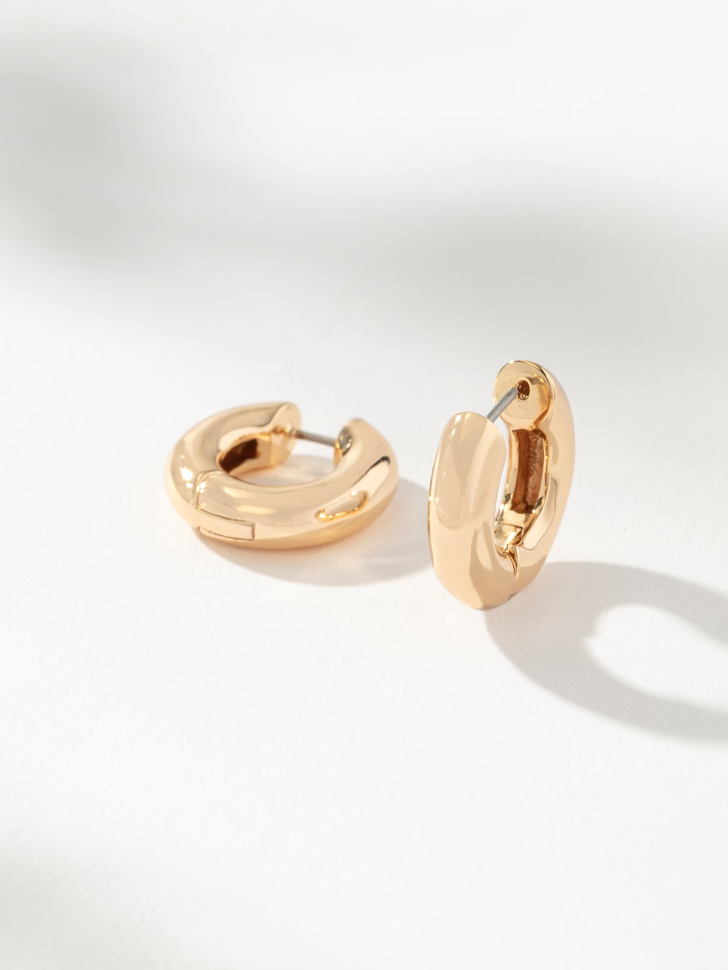 Pisa Hoop Earrings | Gold S | Product Image | Uncommon James