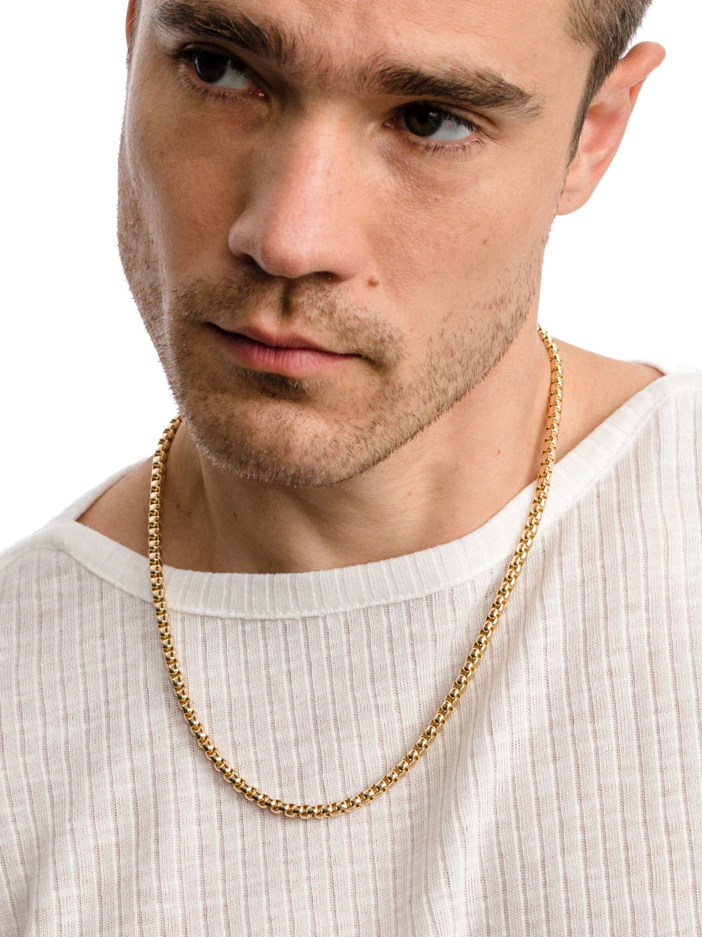 Men’s Round Box Chain Necklace 5mm | Gold | Model Image 2 | Uncommon James