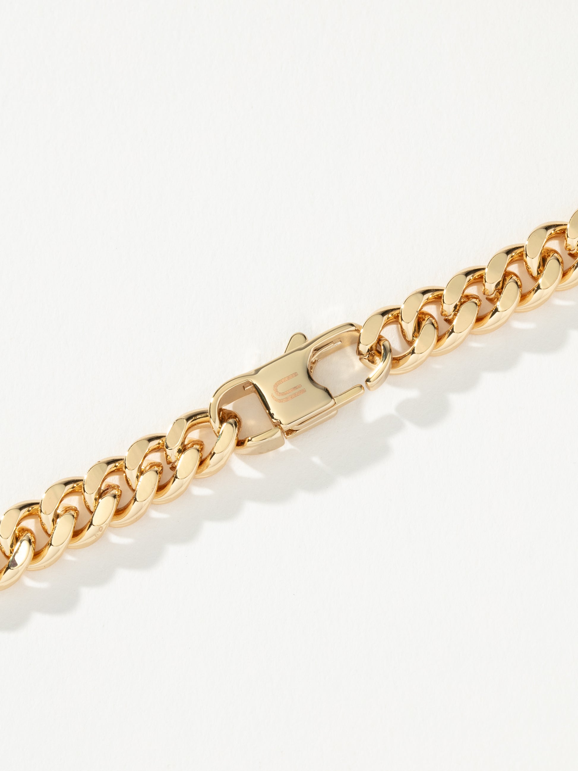 Men’s Cuban Chain Necklace 8mm | Gold | Product Detail Image 3 | Uncommon James