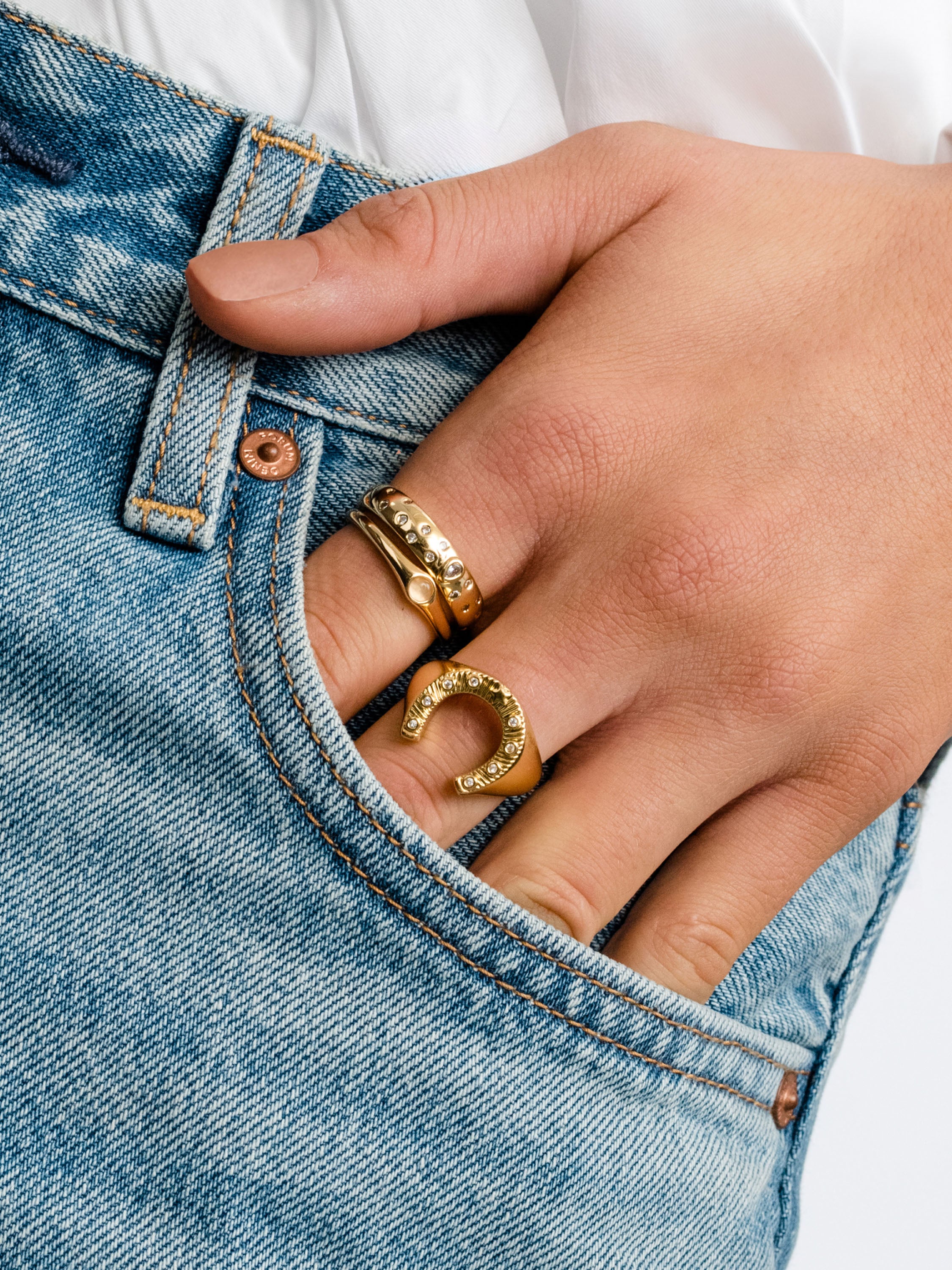 Lucky Horseshoe Ring in Gold | Gold Ring | Uncommon James