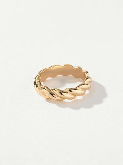 Tide Twist Ring | Gold | Product Image | Uncommon James