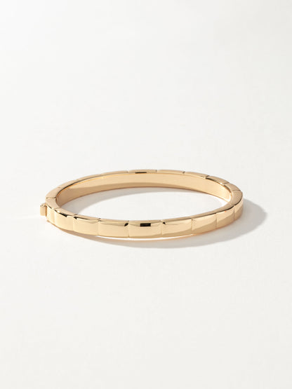 ["Path Ribbed Bangle Bracelet"]