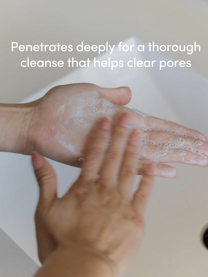 ["Enhanced Daily Foaming Cleanser ", " 20 g / 0.705 oz ", " Hand Image ", " Uncommon Beauty"]