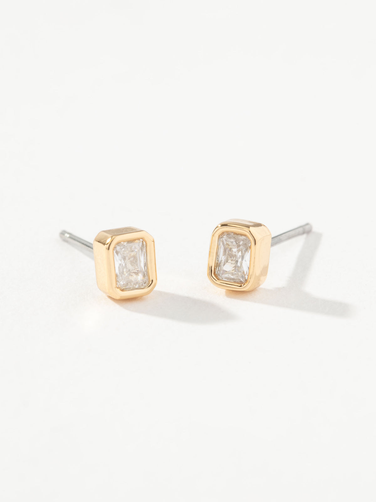 Emerald Stud Earrings | Gold Small | Product Image | Uncommon James