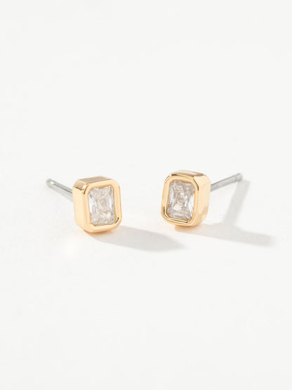 Emerald Stud Earrings | Gold Small | Product Image | Uncommon James